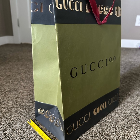 Used Limited Edition Gucci Gift Bag - Picture 8 of 9